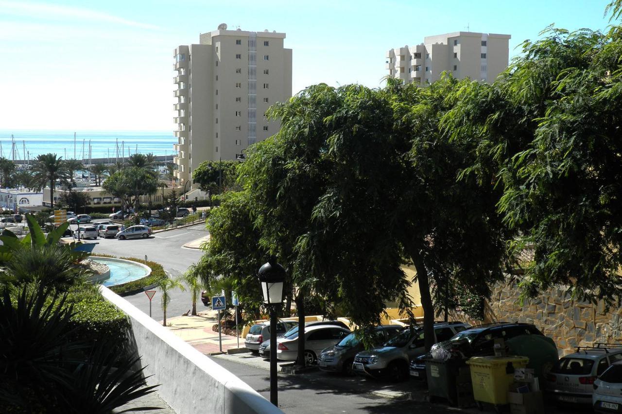 Puerto Blanco Apartment Estepona Exterior photo