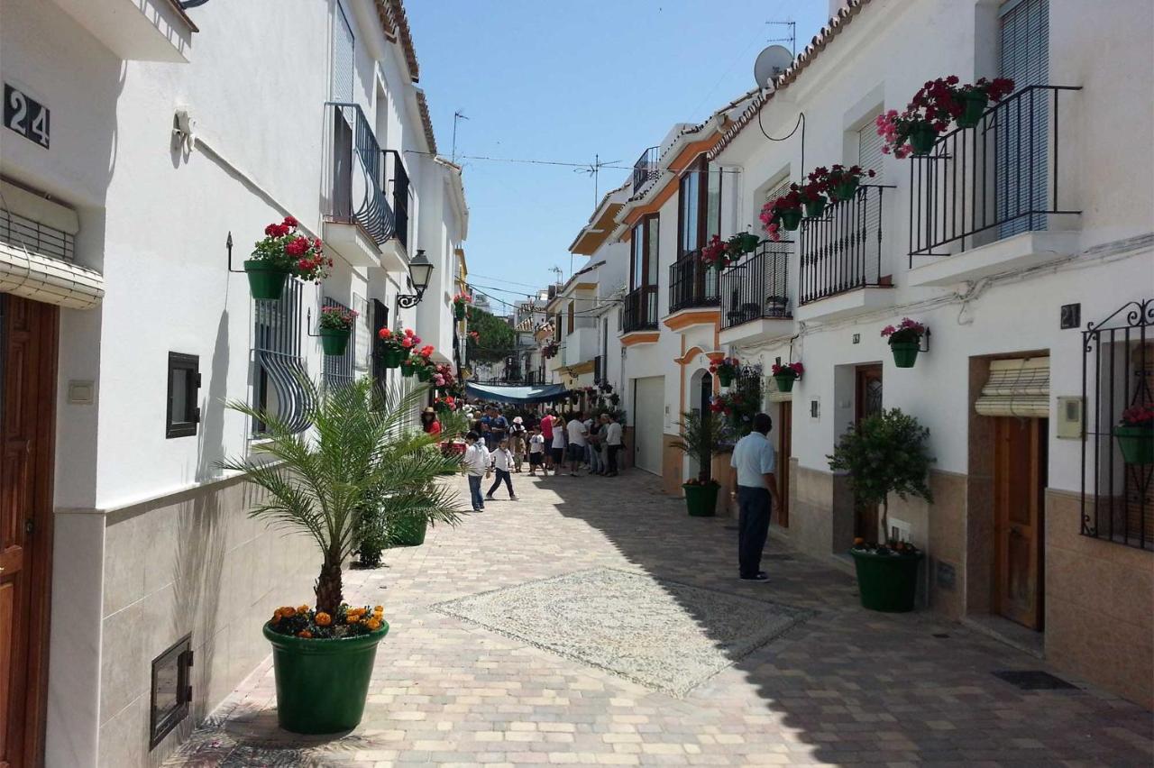Puerto Blanco Apartment Estepona Exterior photo