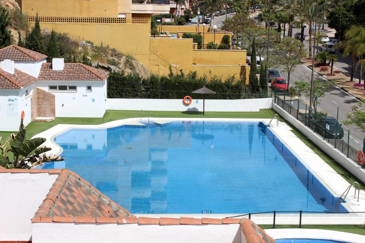 Puerto Blanco Apartment Estepona Exterior photo